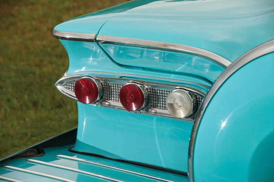 Детали экстерьера Edsel Corsair Convertible 1959 года  (фото 47 из 82)